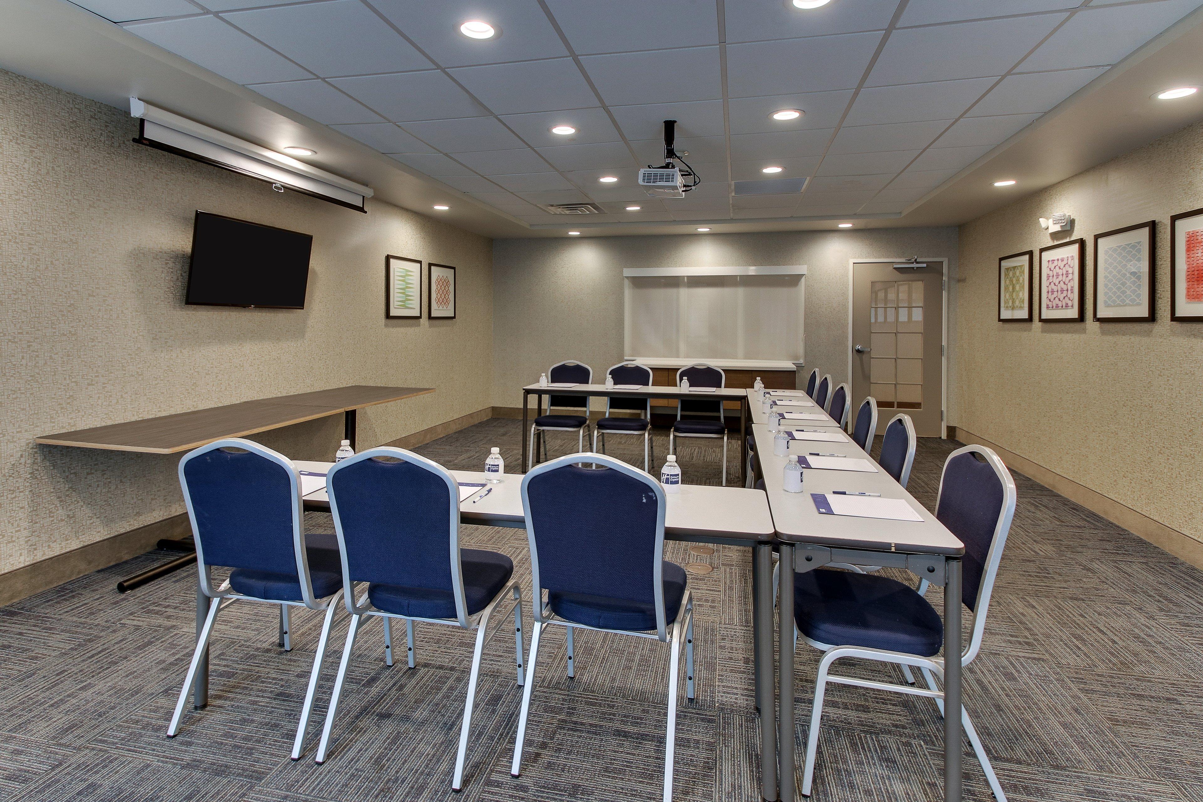 Holiday Inn Express & Suites Ithaca By Ihg Eksteriør billede